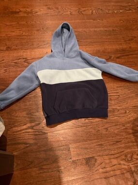 GAP kids Colorblock Crewneck Hoodie in Light Blue, White & Navy